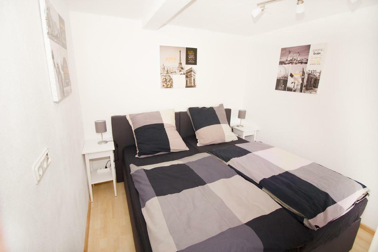 Ferienwohnung Beckendorf ロースハイム エクステリア 写真